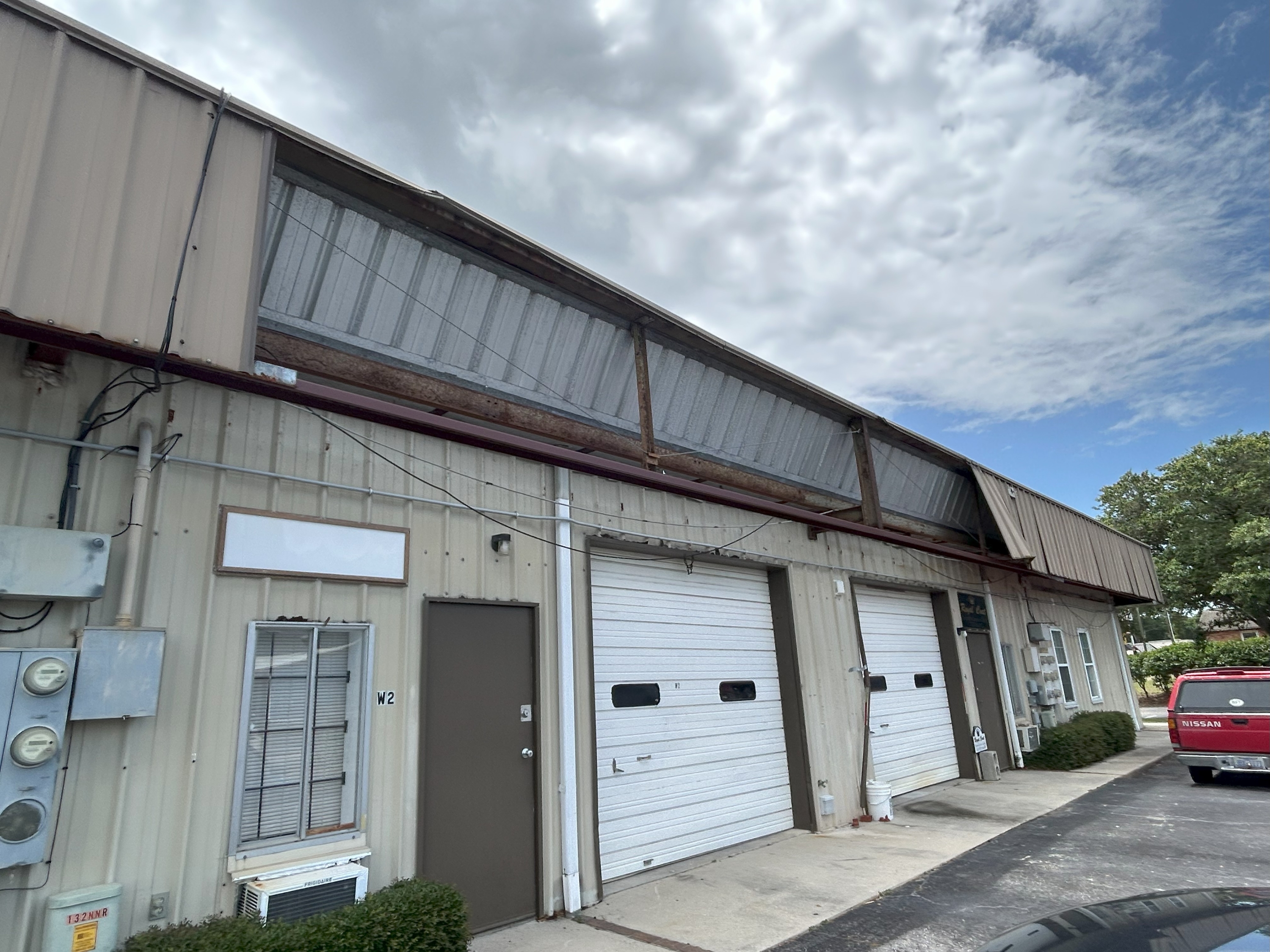 5058 Highway 70 W - W2