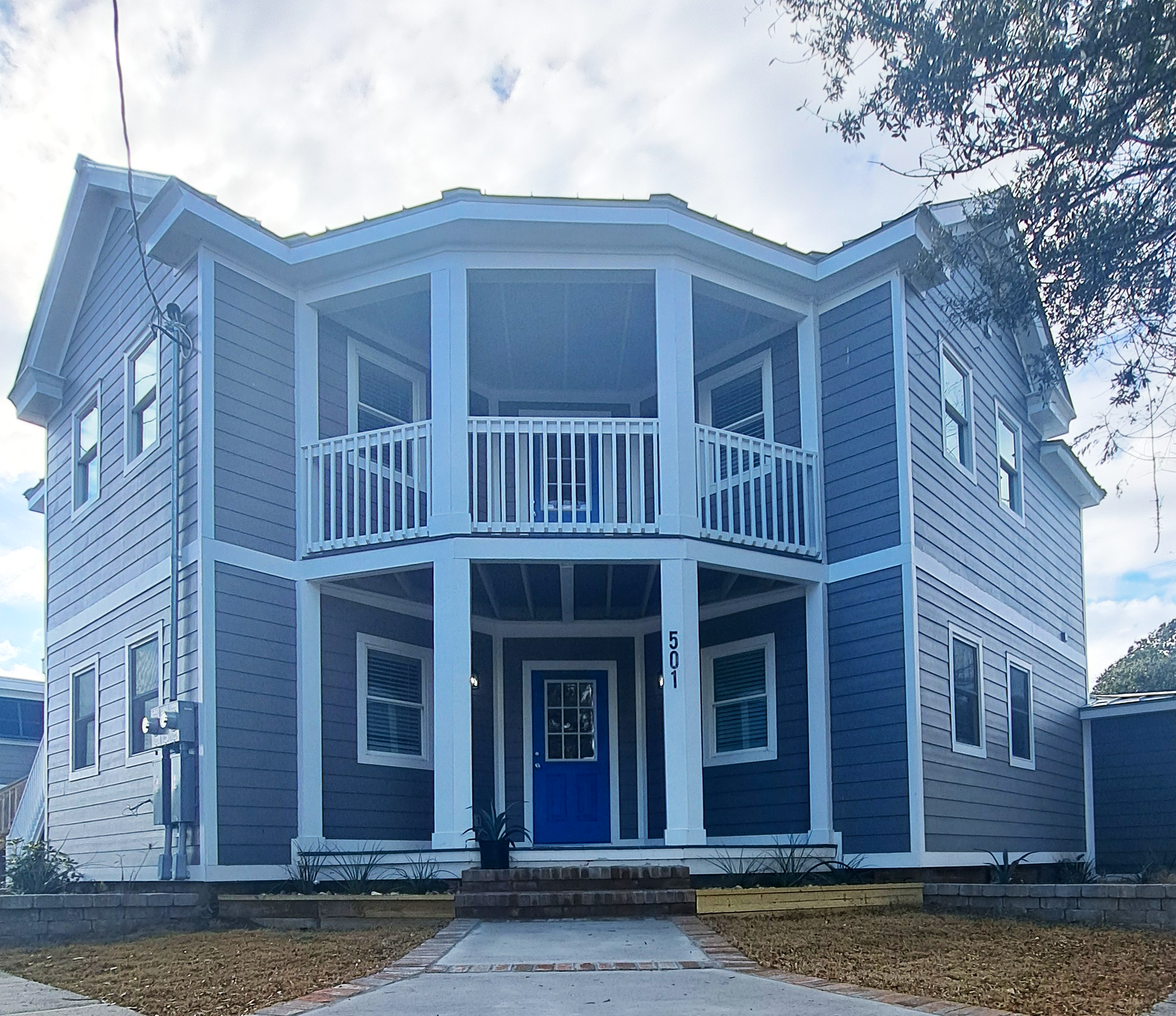 501 Bridges Street - B